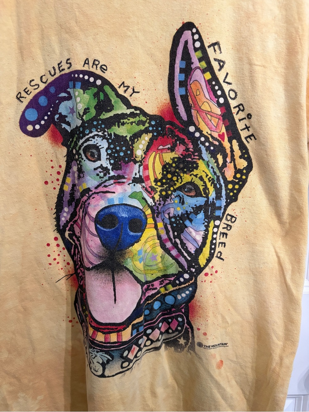 Excellent condition size L “Rescues” tee by The Mountain. Beautiful graphic - Picture 2 of 6